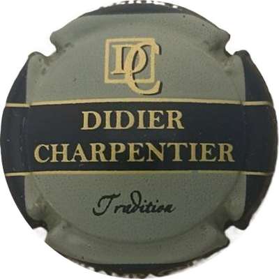 N°06f Tradition, kaki, noir et or
Photo Jacky MICHEL
