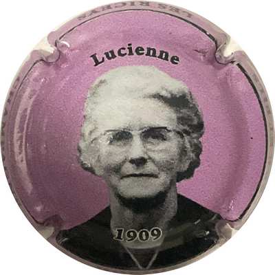 N°21 Lucienne 1909, fond violet
Photo Bruno Hebmann GONTIER
