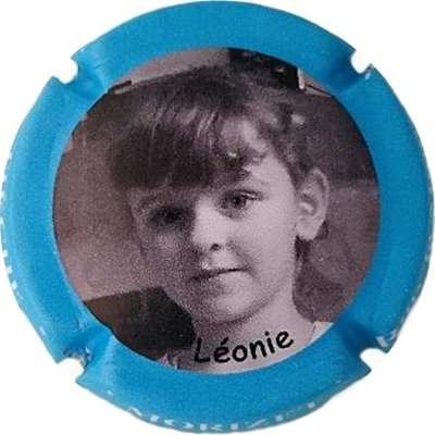 N°22a Léonie, contour bleu
Photo Jacky MICHEL
