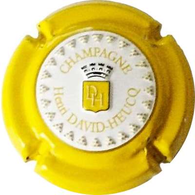 N°095d Estampée, contour jaune
Photo Jacky MICHEL
