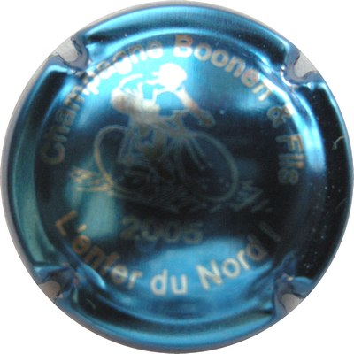 NR Enfer du Nord, Fond bleu métallisé
Photo GAXATTE Bernard
Mots-clés: NR