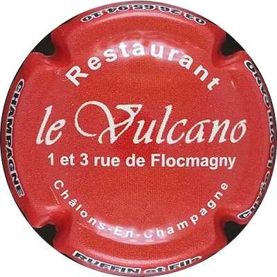 N°49a Restaurant le Vulcano, rouge et blanc
Photo Bernard GAXATTE

