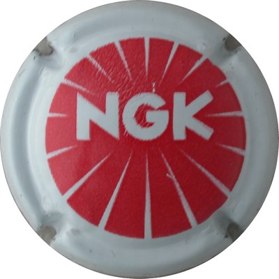 N°06a NGK, rouge, contour blanc
Photo GOURAUD Jacques
