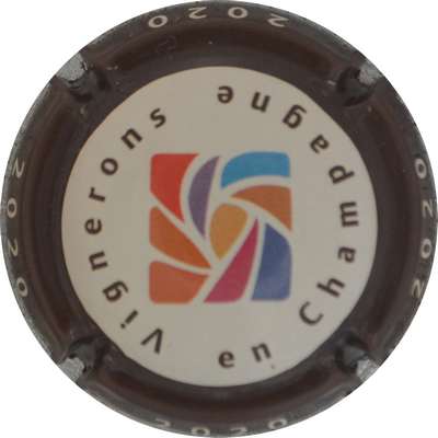 N°04k 2020, contour marron
Photo Jacques GOURAUD
