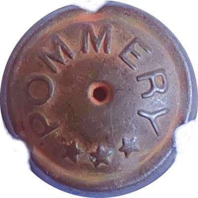 N°005dNR 3 encoches, pate du r Arrondie
Photo Christophe LELU
Mots-clés: NR