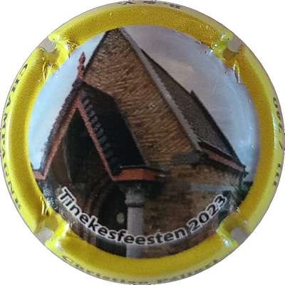 N°23 Contour jaune
Photo Joëlle MENNERET
