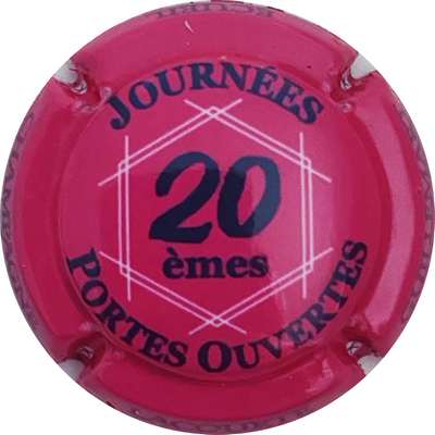 N°67a 20ème portes ouvertes, fond fuchsia
Photo Christophe LELU
