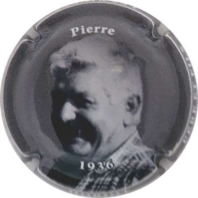 N°17 Pi'erre, de coté
Photo Joelle MENNORET
