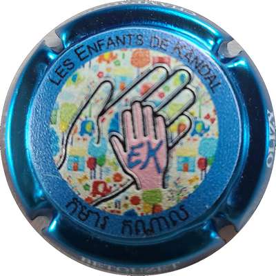 N°07a Les enfants de Candal, contour bleu
Photo Joëlle MENNERET
