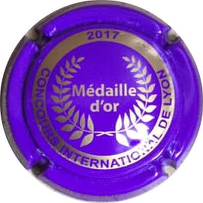 N°NR Médaille d'or, concours international de Lyon 2017, fond violet
Photo GUY BISSEY
Keywords: NR