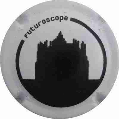 N°19 Série 25 ans Futuroscope 3/6
Photo par Franck Kerdoncuff

