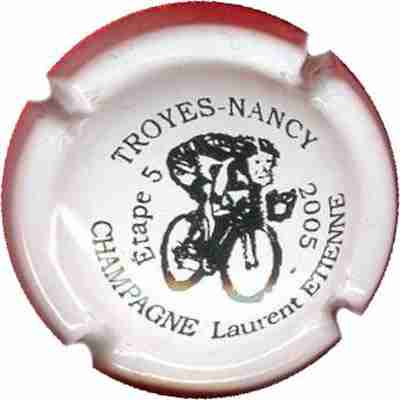 N°04 Série de 4, tour de France Troyes Nancy, Fond blanc
Photo SIMONNOT Jean-Joseph
