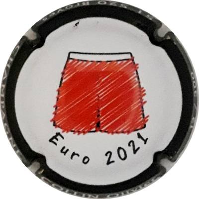 N°22 Euro 2021, Short rouge, Contour noir
Photo Martine PUPIN

