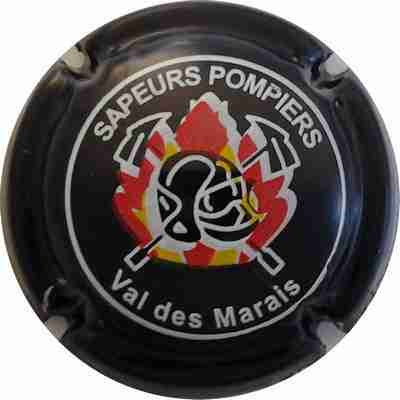 Sapeurs pompiers de Val des Marais, fond noir ( COMMEMORATIVE )
Photo MH Millot
Mots-clés: NR